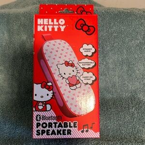 Hello Kitty, Bluetooth portable speaker